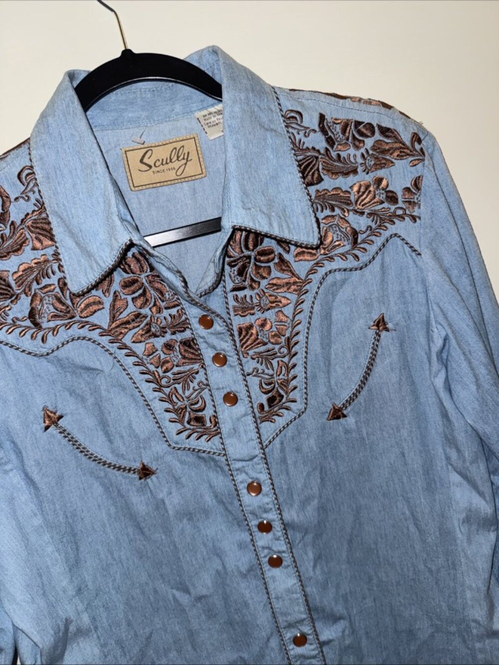 Scully Embroidered Western Floral Shirt Sz M Denim Pearl Snap Rodeo Women NWOT - Picture 3 of 11